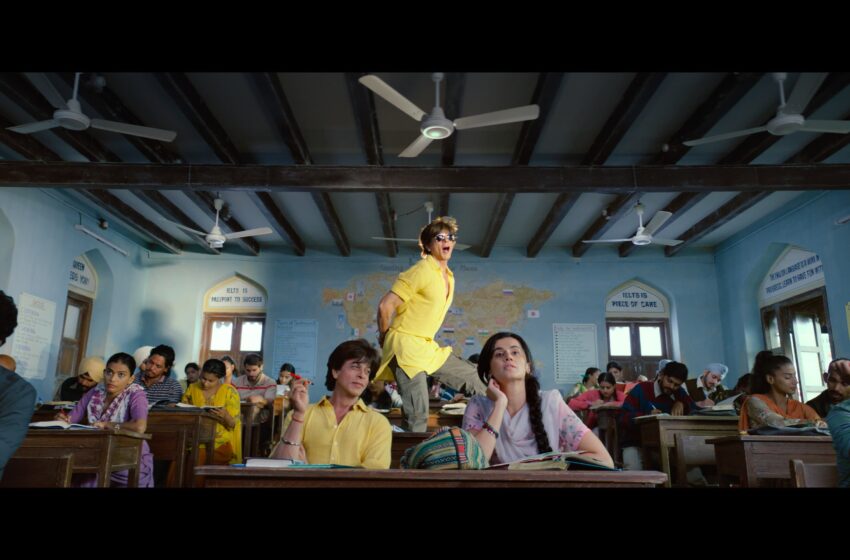  SRK fans embrace ‘Lutt Putt Gaya’ dance challenge on a plane as Dunki hype soars, Watch Video!